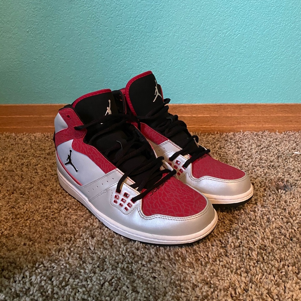 Brand new men’s Jordan 1 flight